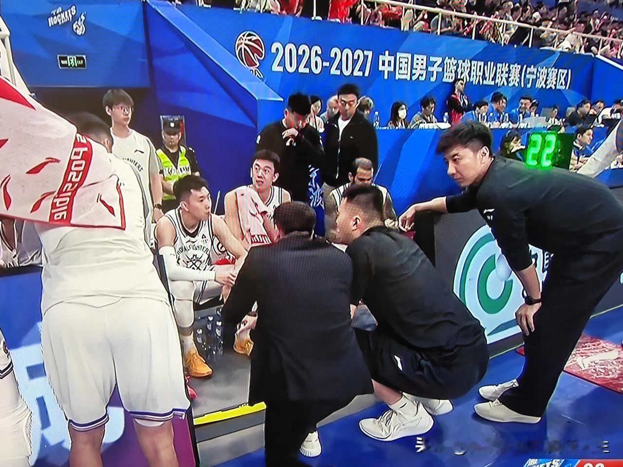 CBA常规赛北控男篮客场大胜宁波町渥男篮，为联赛开了一个好头，更换了总经理和全部