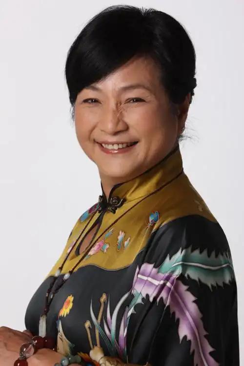 9月7号，已故两年的郑佩佩，突然冲上热搜，原因是大家才知道，她去世后竟然把大脑捐