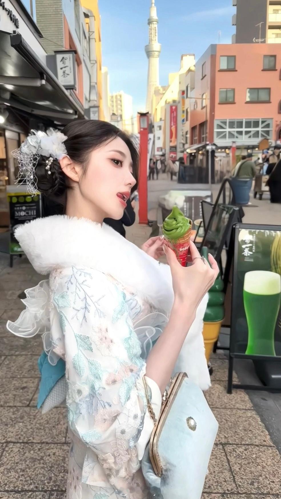 今天是被无数个外国友人求合照的一天🦋 