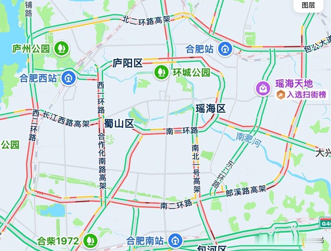以前逢年过节顶多出城堵，现在彻底升级，出城堵、进城照样堵，双向大型停车场同步上线