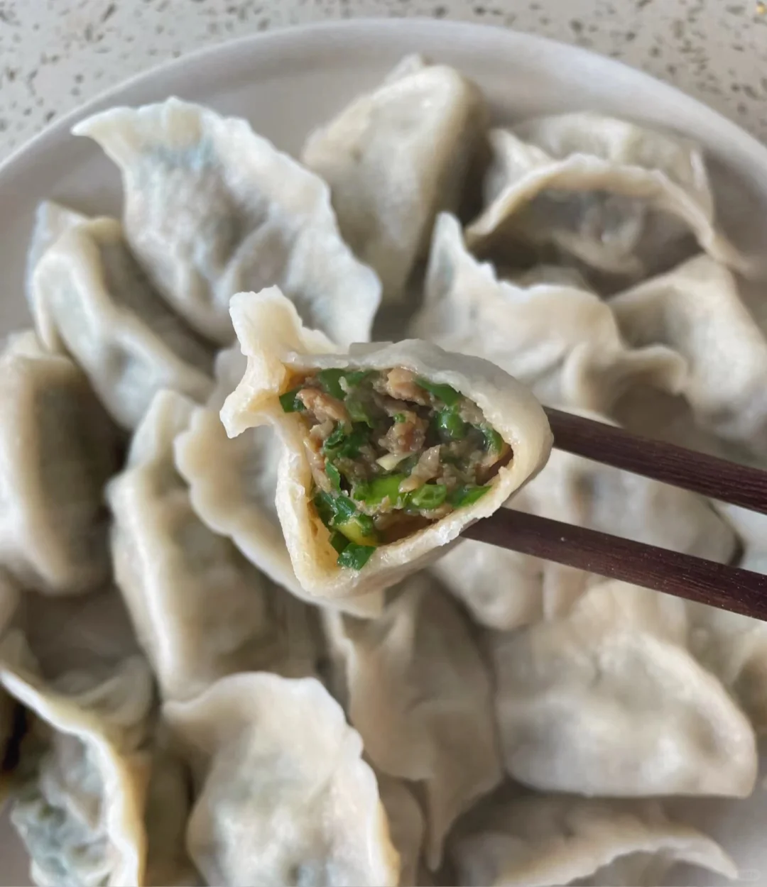 🇭🇰想吃纯手工新鲜现包韭菜水饺的来