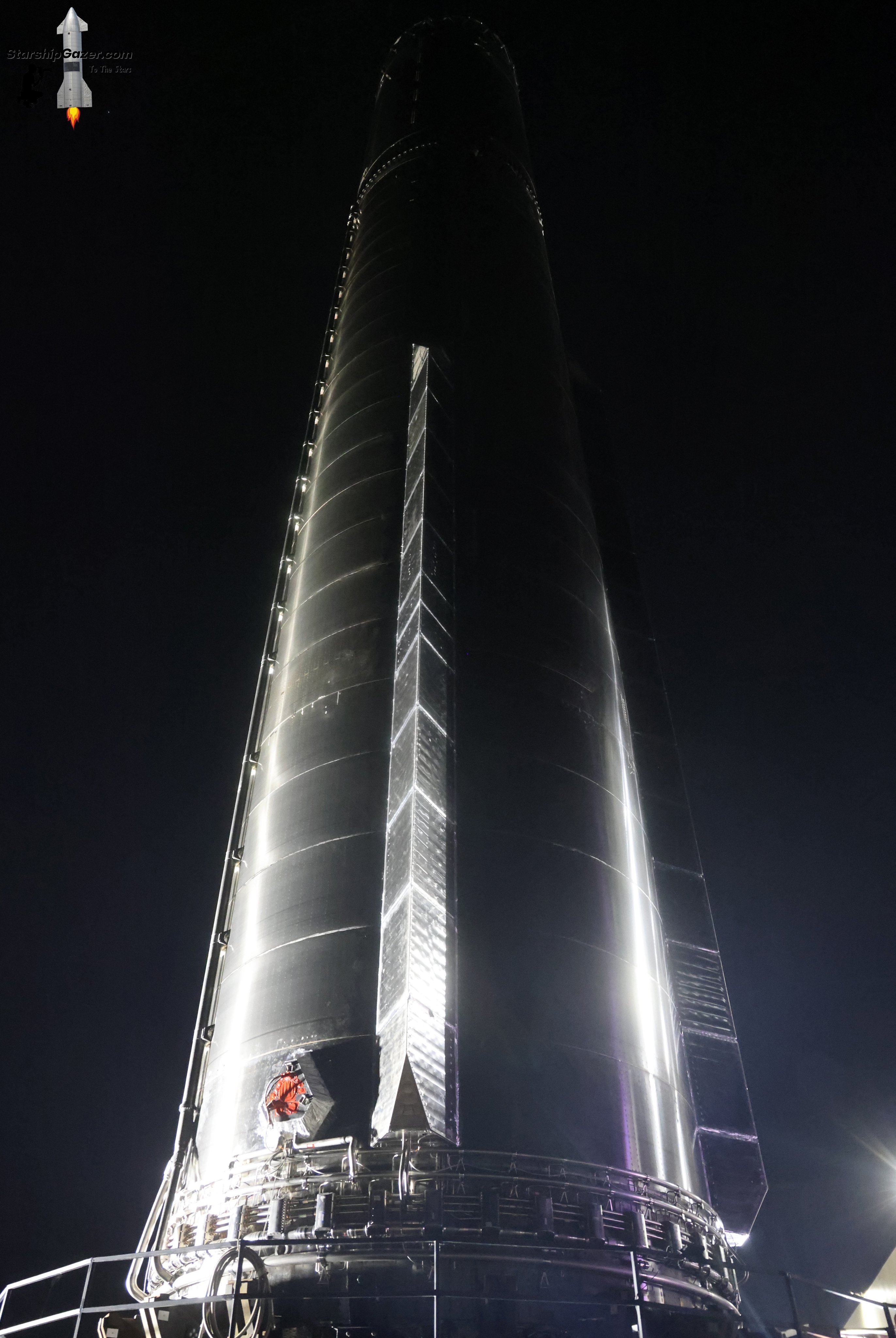 星舰B-20一级去梅西测试中心测试 