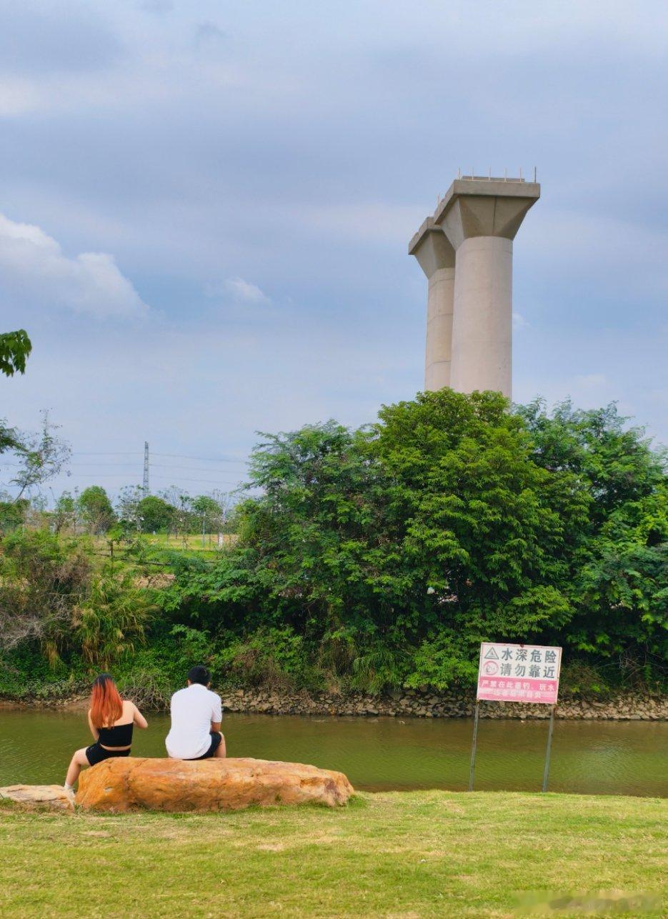 美食中山 中山人摆摊卖柠檬茶的情怀，不止于稻田花海，还有诗和远方🚄→    广