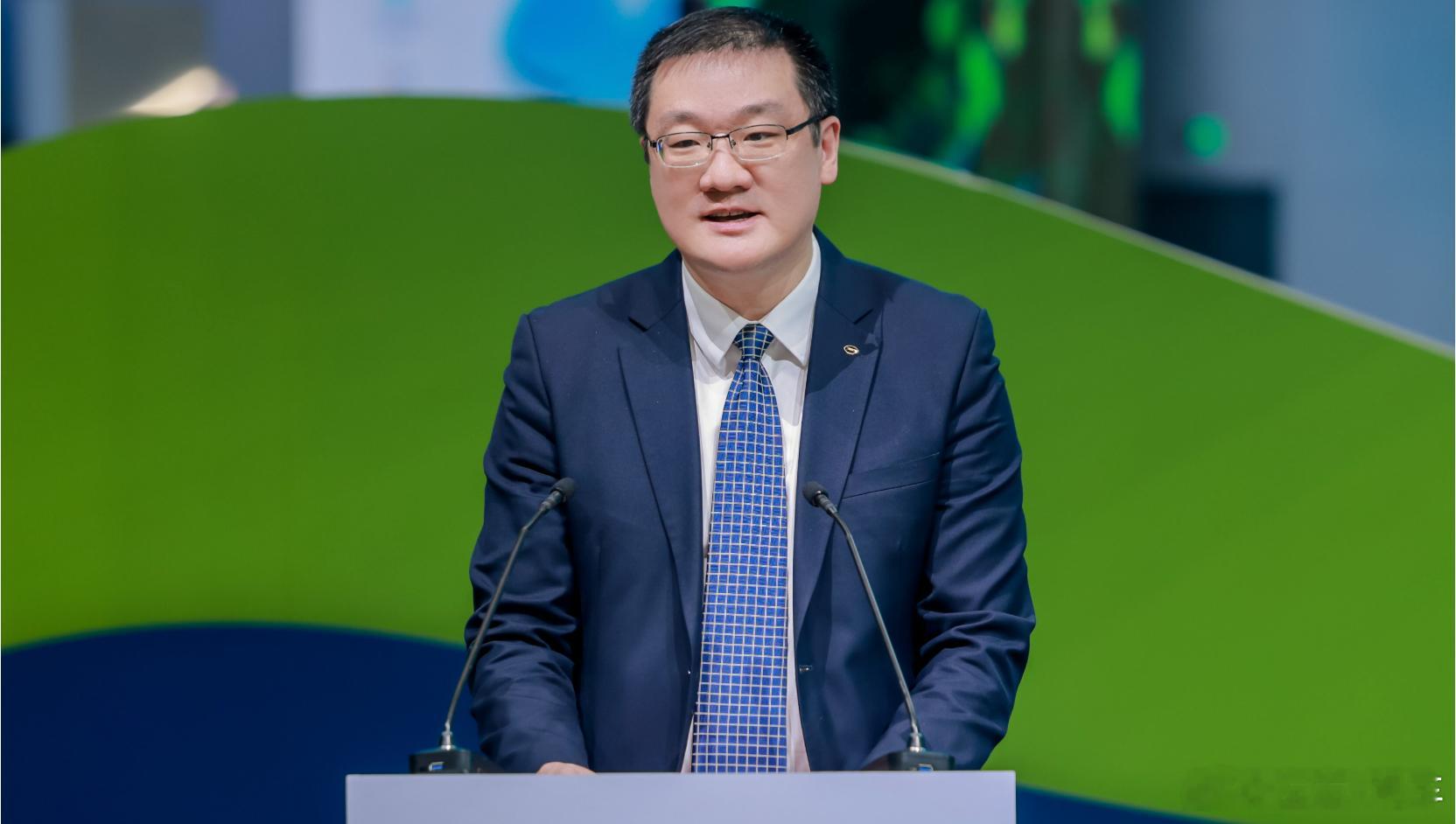 左右观车 广汽集团旗下优湃能源董事长上任，前任董事长郑衡因身体原因已辞职｜车圈人