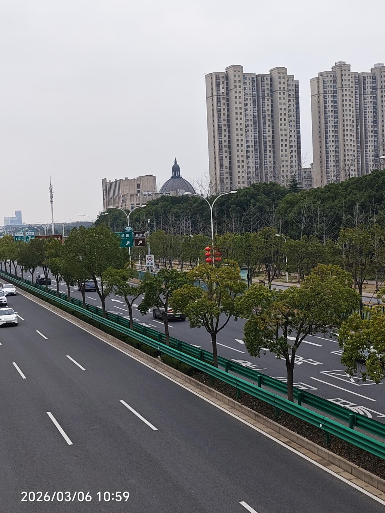 江苏省无锡市是我国长三角经济发达重要城市之一，历史底蕴雄厚、人杰地灵、工业基础扎