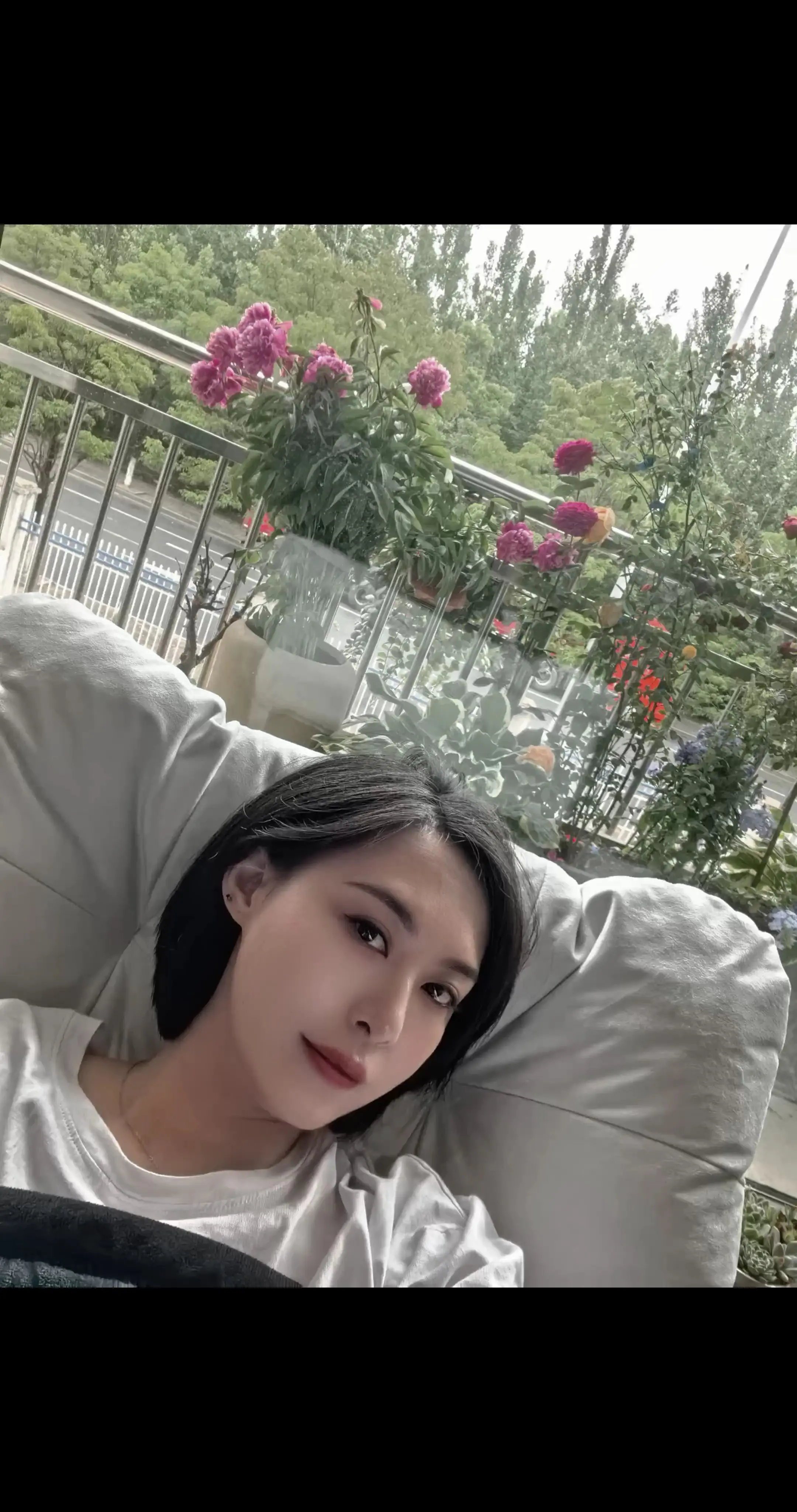 雨天☔  分寸感和边界感，是一个成年人的必修课， 事有分寸，行有所止...