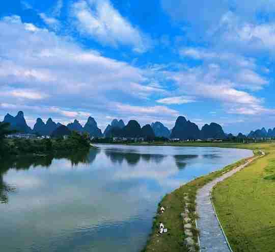 我的今日状态：😁轻松愉快
我这里的天气：☀️晴天