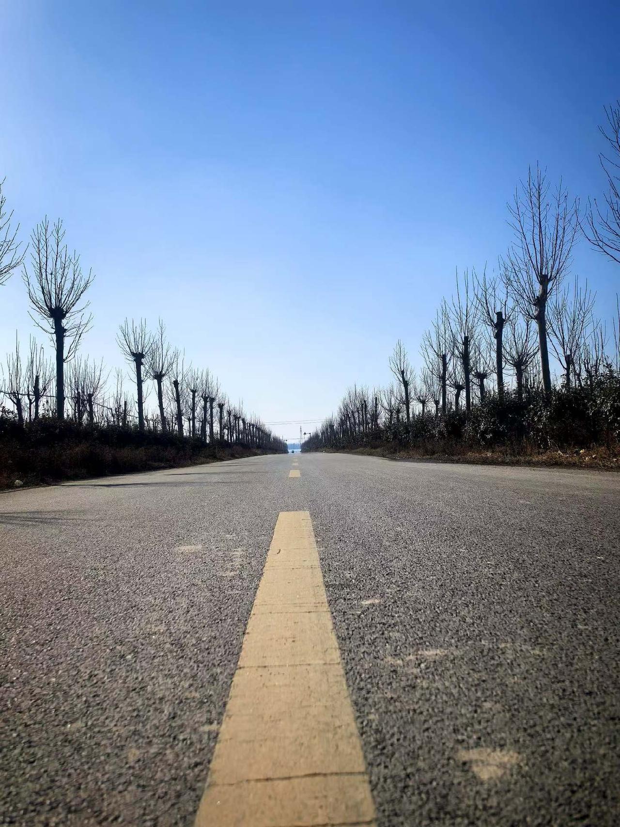 背叛教会了我们很多👆👆👆👆👆👆👆
那就是永远不要忘记前行，别回头，