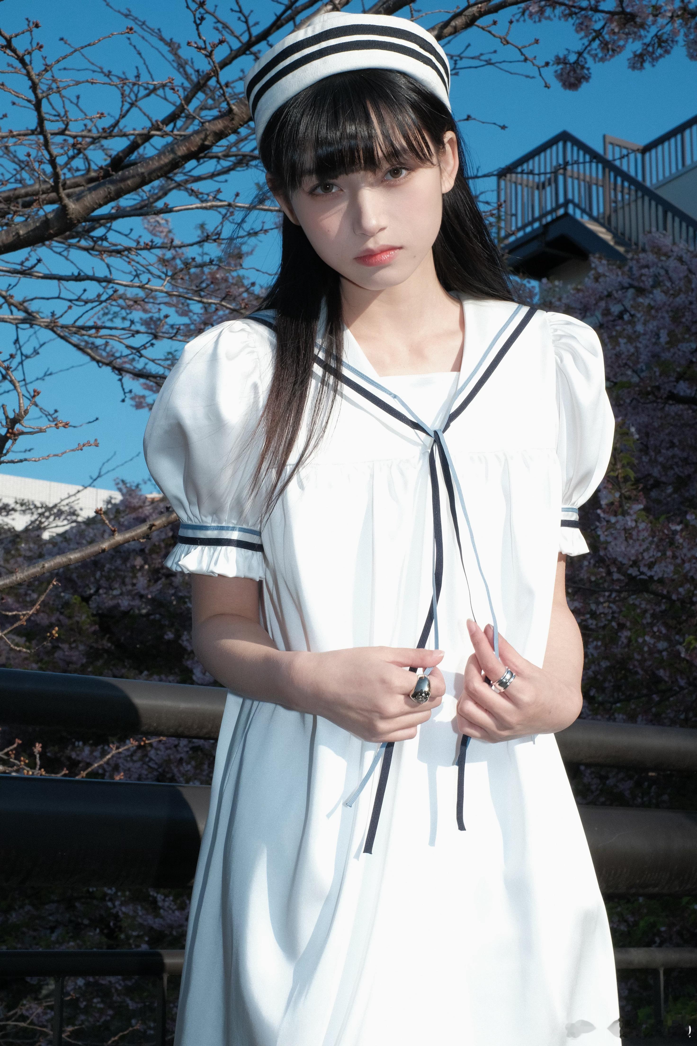 这个连衣服有人喜欢嘛我真的好纠结要不要现在开始做大货 ​​​