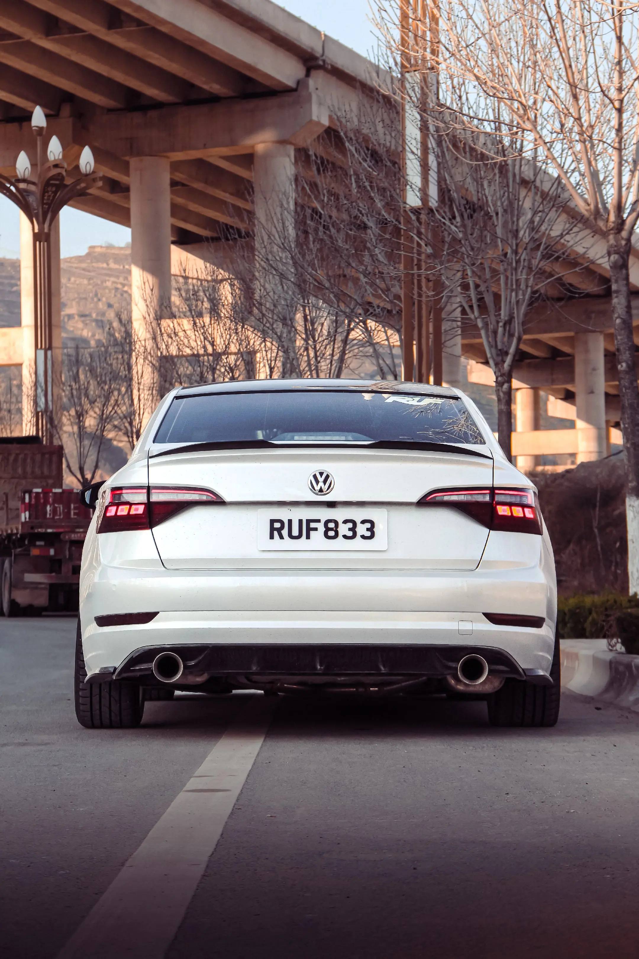 “想要无可取代 就必须与众不同”