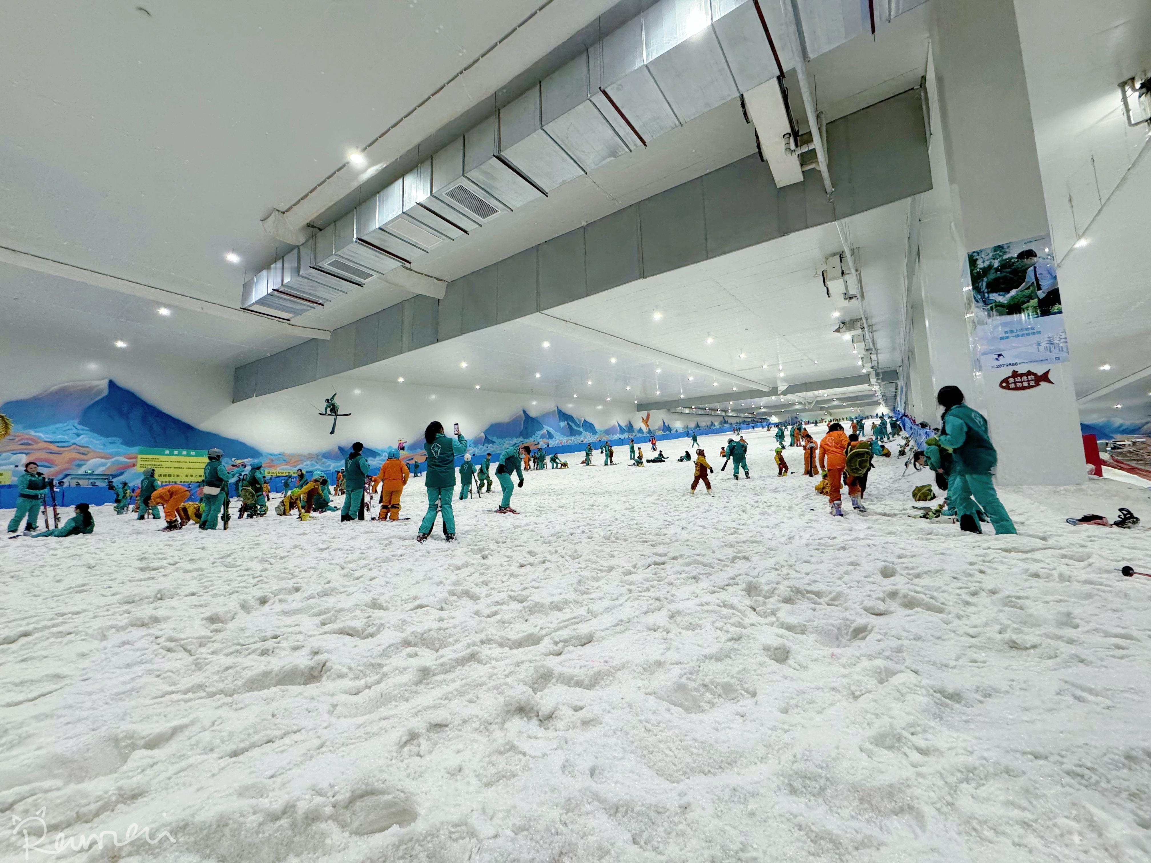 今天！滑雪去啦！去晚了没能租到小乌龟，屁股好痛[苦涩] ​​​