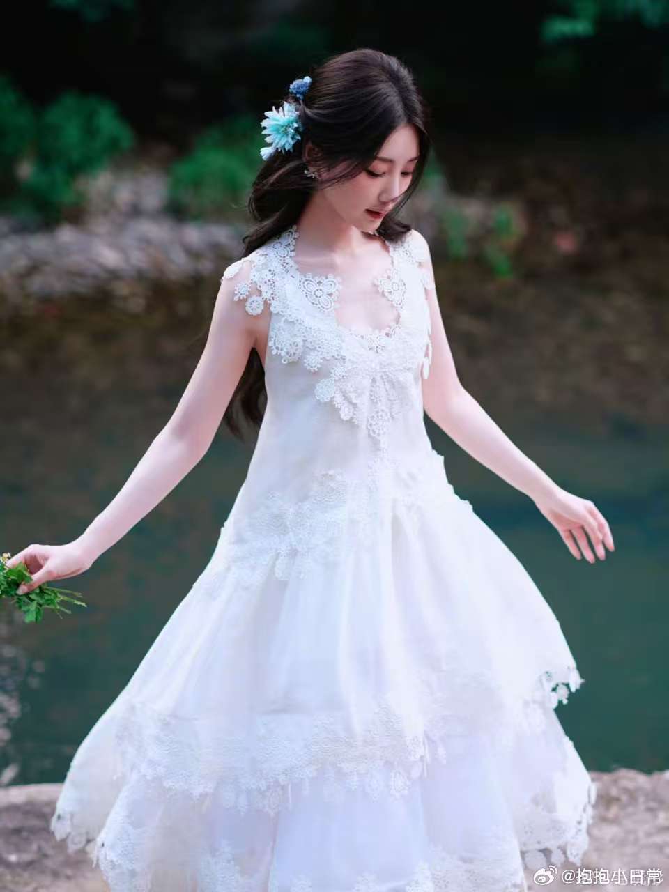 毛晓彤拍的李木戈获奖直拍 毛晓彤你别太搞笑！拍导演直拍还忍不住笑，这波互动真的太