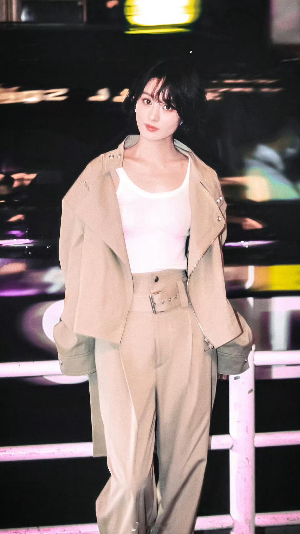 赵丽颖赵丽颖乔妍赵丽颖 电影乔妍的心事“以这份热爱，致你阳关般的眼眸” ＂𝓡?