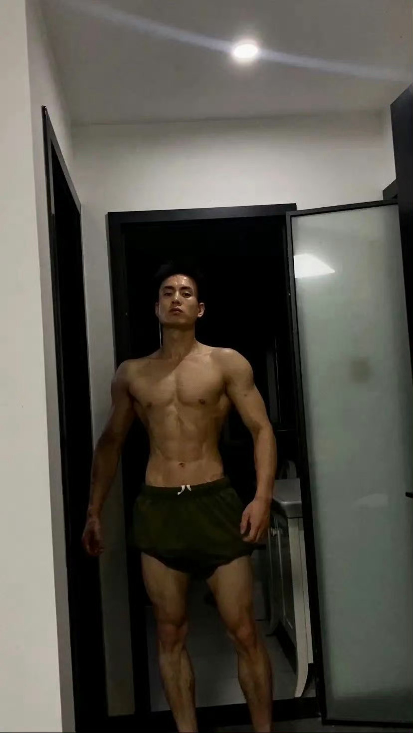 生活手记跃动青春肌肉男 原博 网页链接
