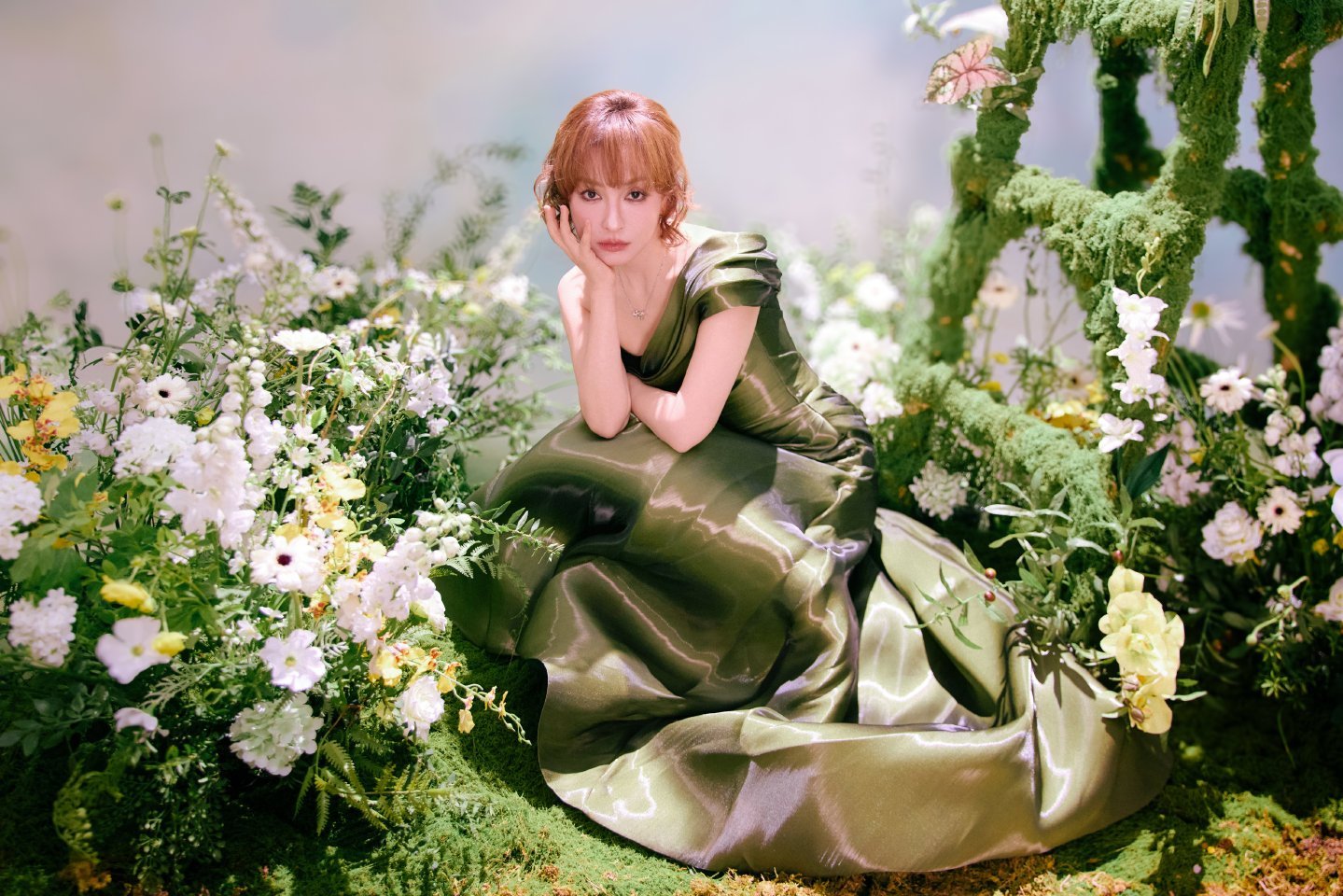 吴昕绿野仙踪吴昕第二套出炉，绿野仙踪造型更是让我眼前一亮！森系配色清新又灵动，发