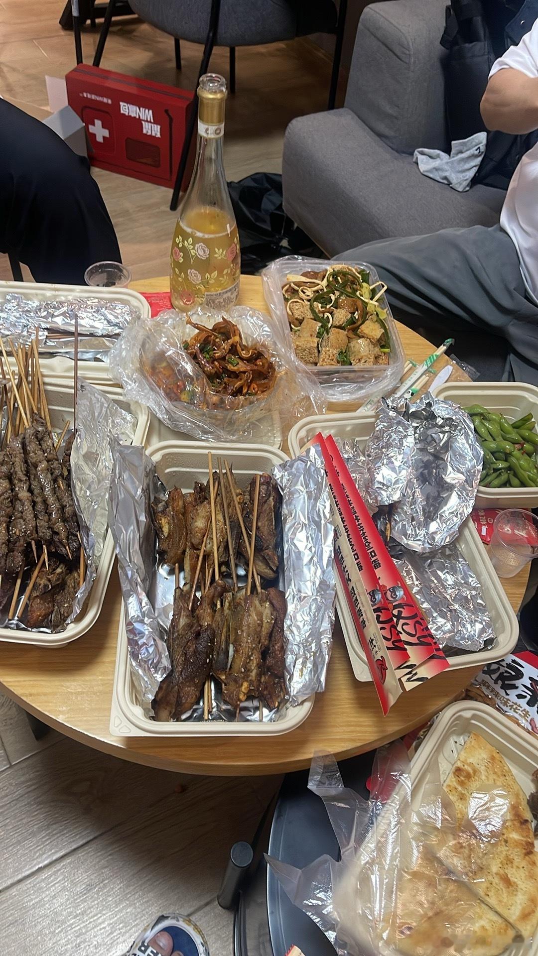 微信状态 访客记录额，能不能让我体面一点的继续做微信老鼠人啊吃的东西刚到，结果就