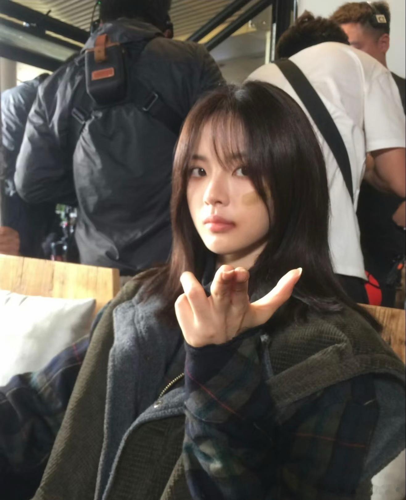 她终于找到自己的赛道了，好适合倔强贫困女主 