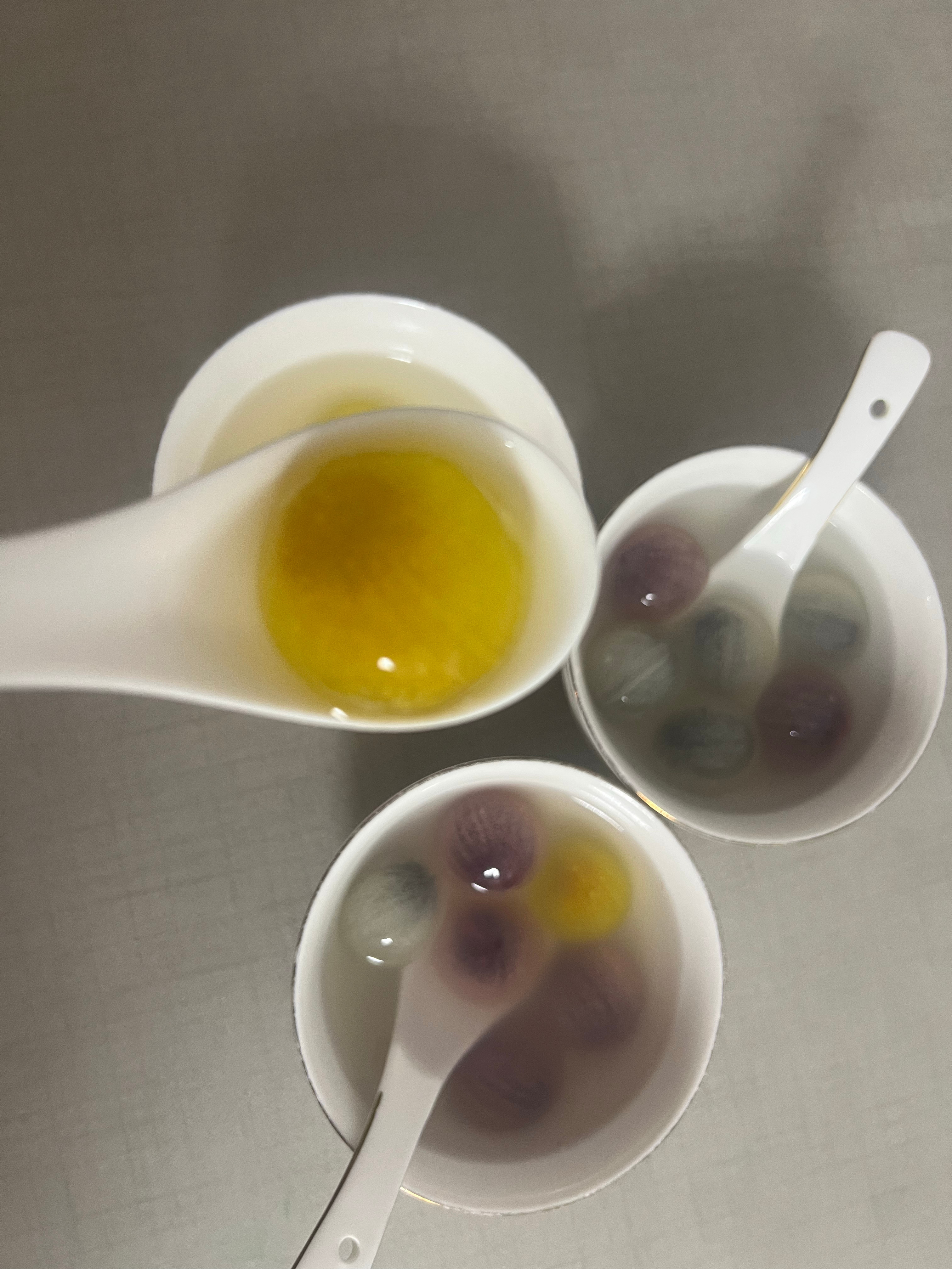 今晚米米说晚饭没吃饱～我二话不说给安排了汤圆米米的成长记录