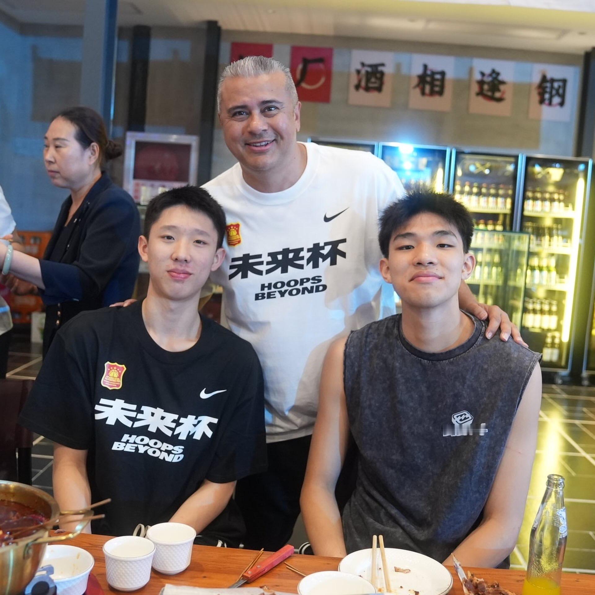「未来杯」，顾名思义，希望能够在这样的比赛里，通过交流与竞技，孕育未来、看到未来