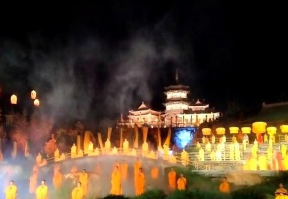 [浮云]中美贸易战最坏的结果有两种，一是中美爆发战争，而且是美军挑衅引发的。二是