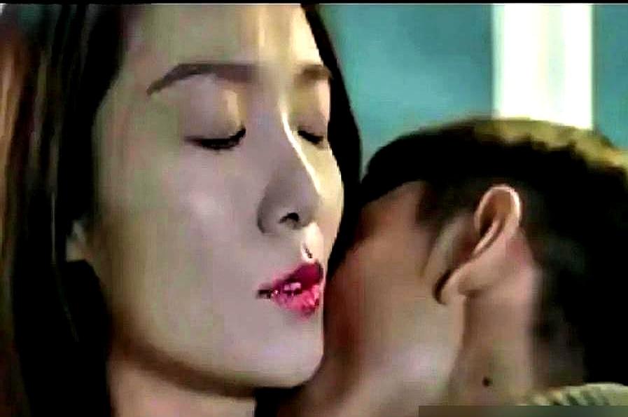 张一山那一吻，竟意外改变了整个行业的规矩！
 

2016年，拍《春风十里不如你