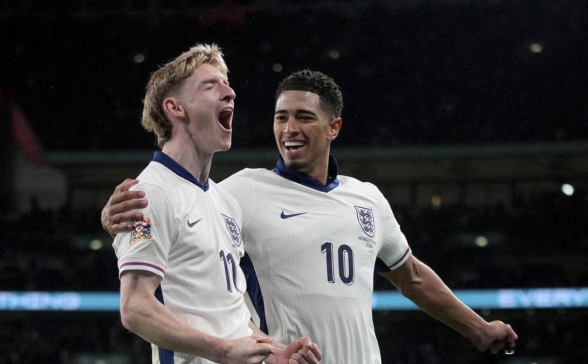 欧国联再添一豪门！英格兰5球大胜强势升组，贝林厄姆堪称全场最佳
温布利球场见证历