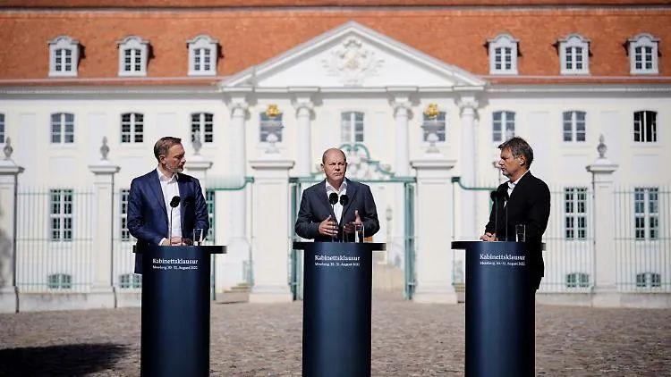 一次发800至1500欧元，免税！德国最新一揽子救济措施

经历了一番持续数周的