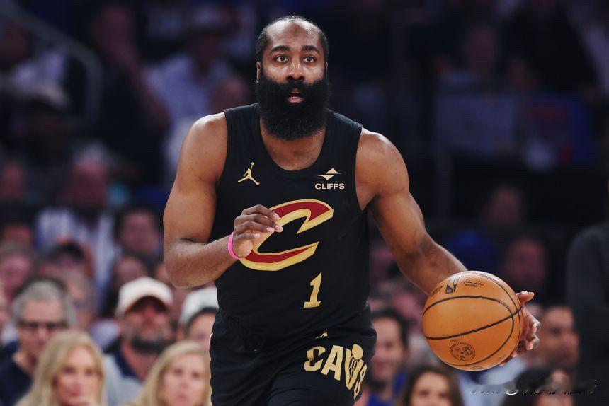 NBA球星詹姆斯·哈登因非法携枪被捕

        6月13日凌晨3时41分