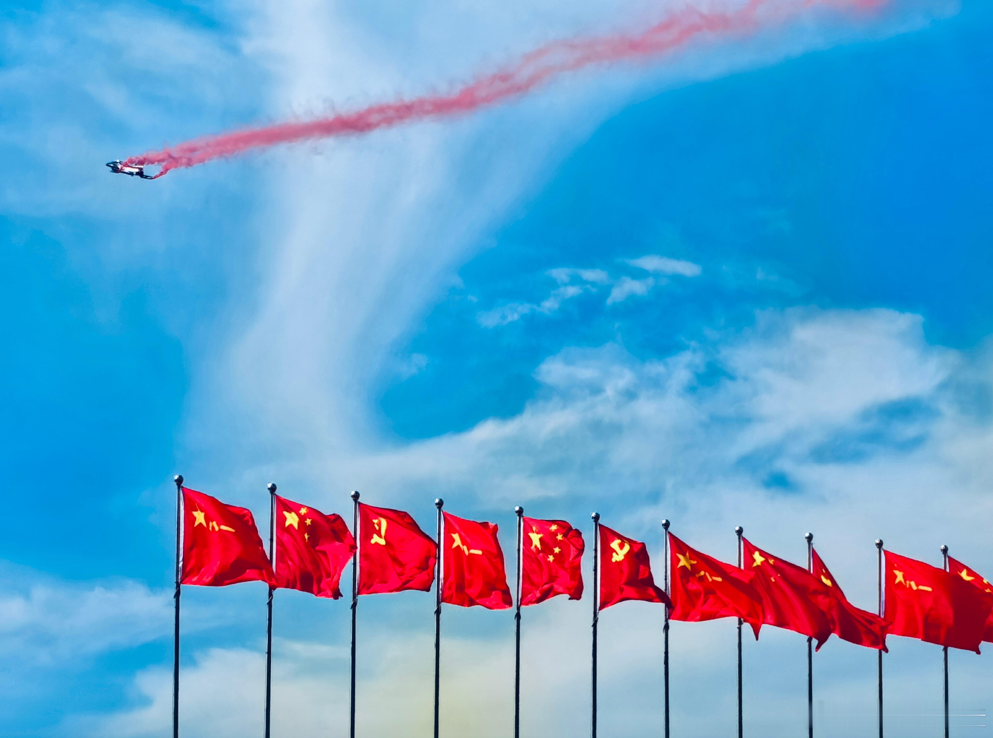 当你实现一个目标后，发现另一个目标正在更高处闪闪发光，去实现它，这就是人生的意义