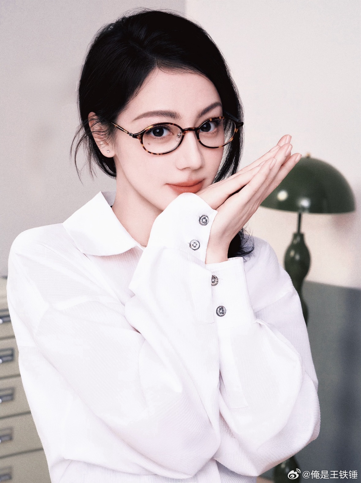 演员原名那迪丽热巴岂不是都不能成一番了