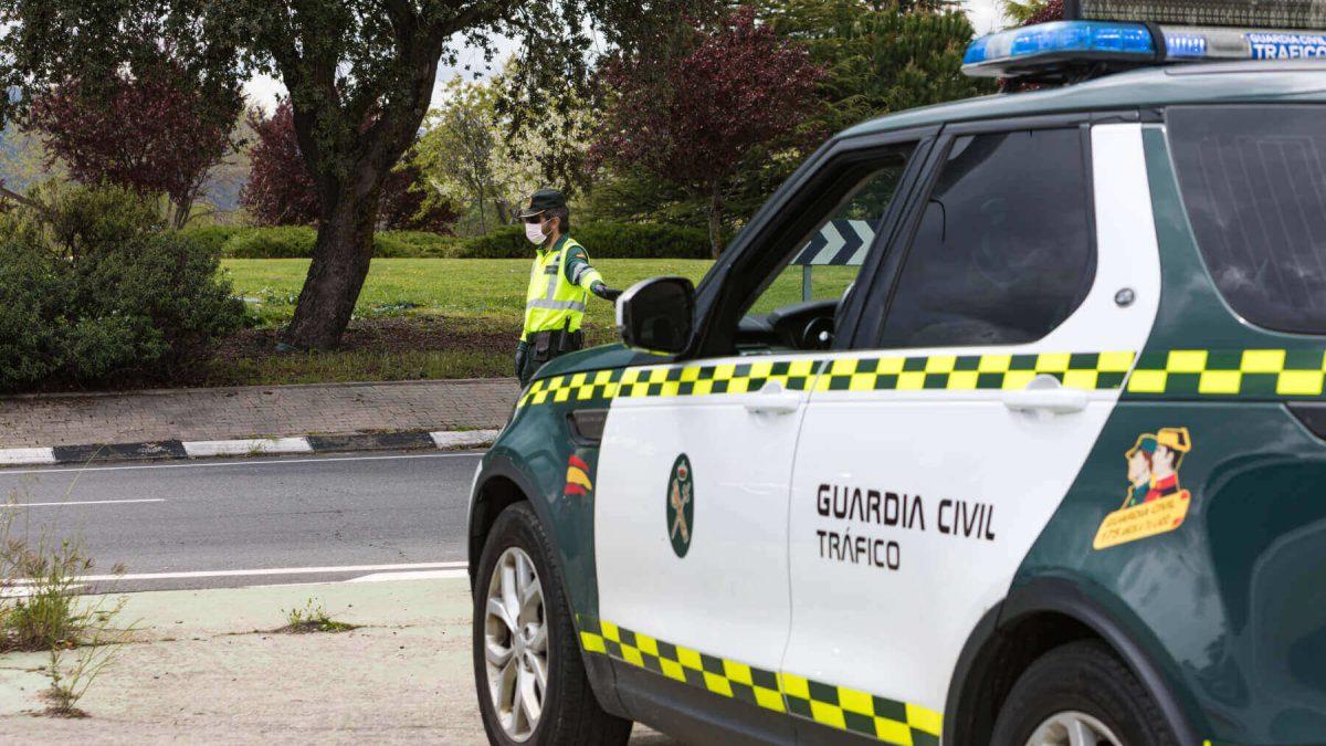 在西班牙，车内若发现有这东西，可能被罚款6万欧

西班牙法律规定驾驶员在日常驾驶