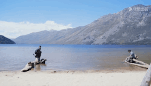 向佐首谈和郭碧婷求婚心情向佐在最新一期《寻真之地》里，被丁真问到和郭碧婷求婚的心