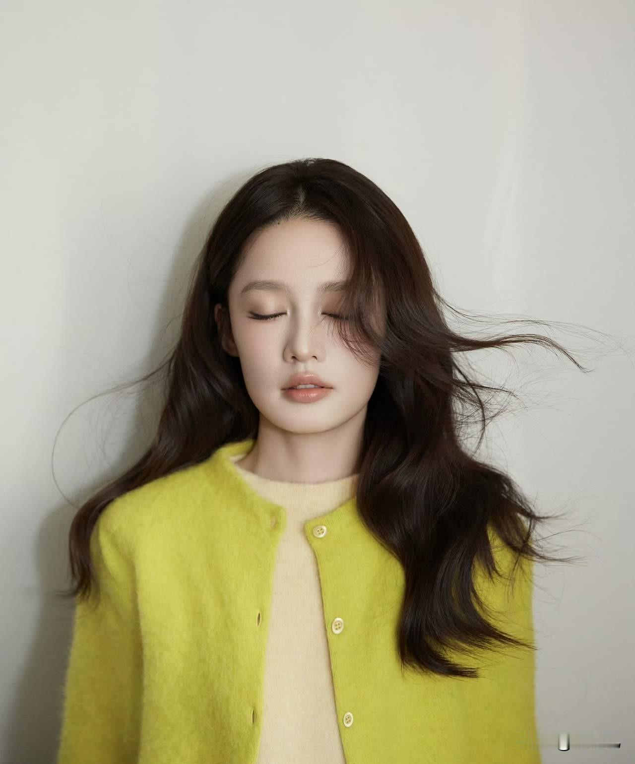李沁估计很难结婚了！
原因很简单，
不是因为没人馋她的身子了，也不是因为她要求太