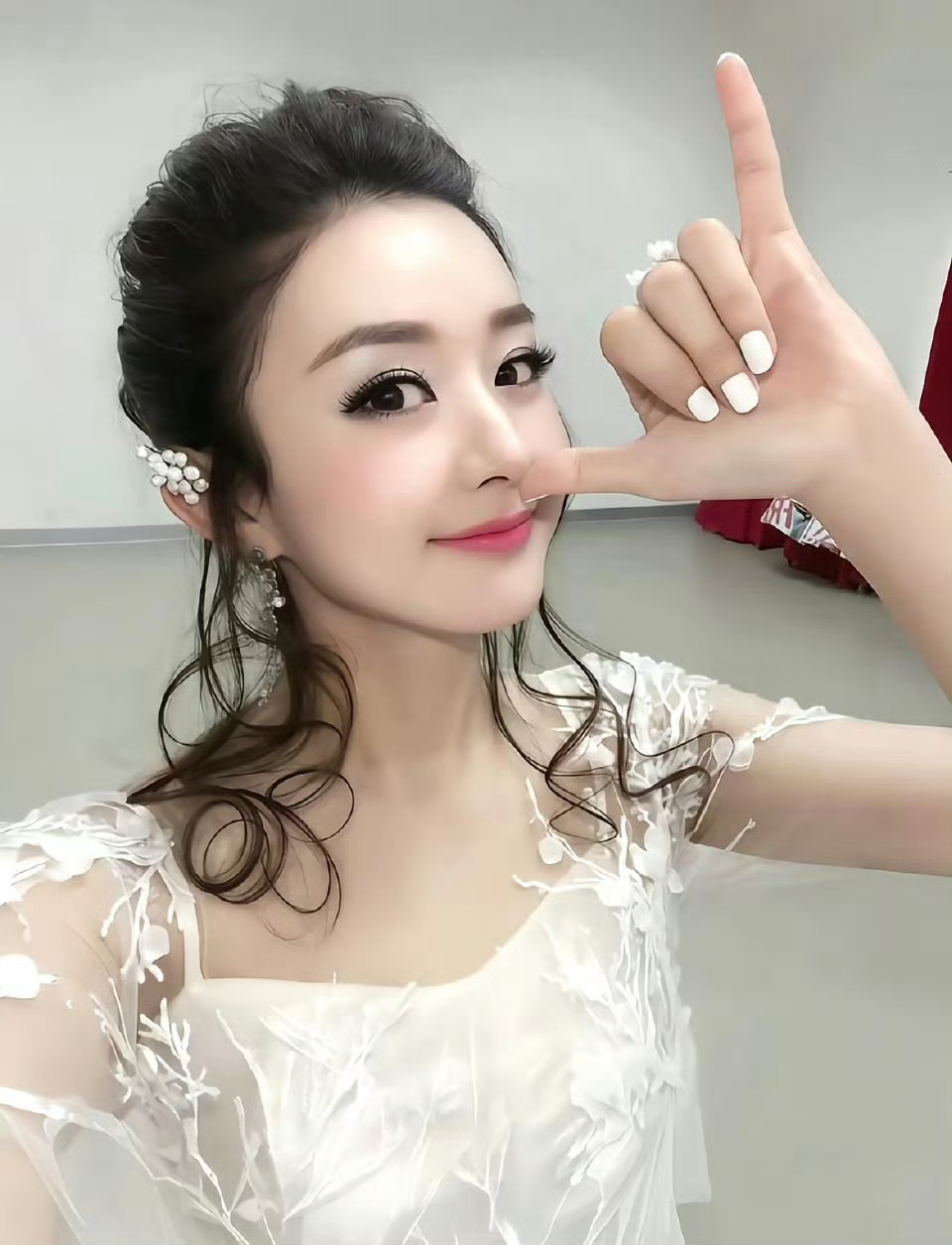 赵丽颖 zly赵丽颖出道二十周年 zly赵丽颖维达品牌代言人 今天发现一个岛 叫
