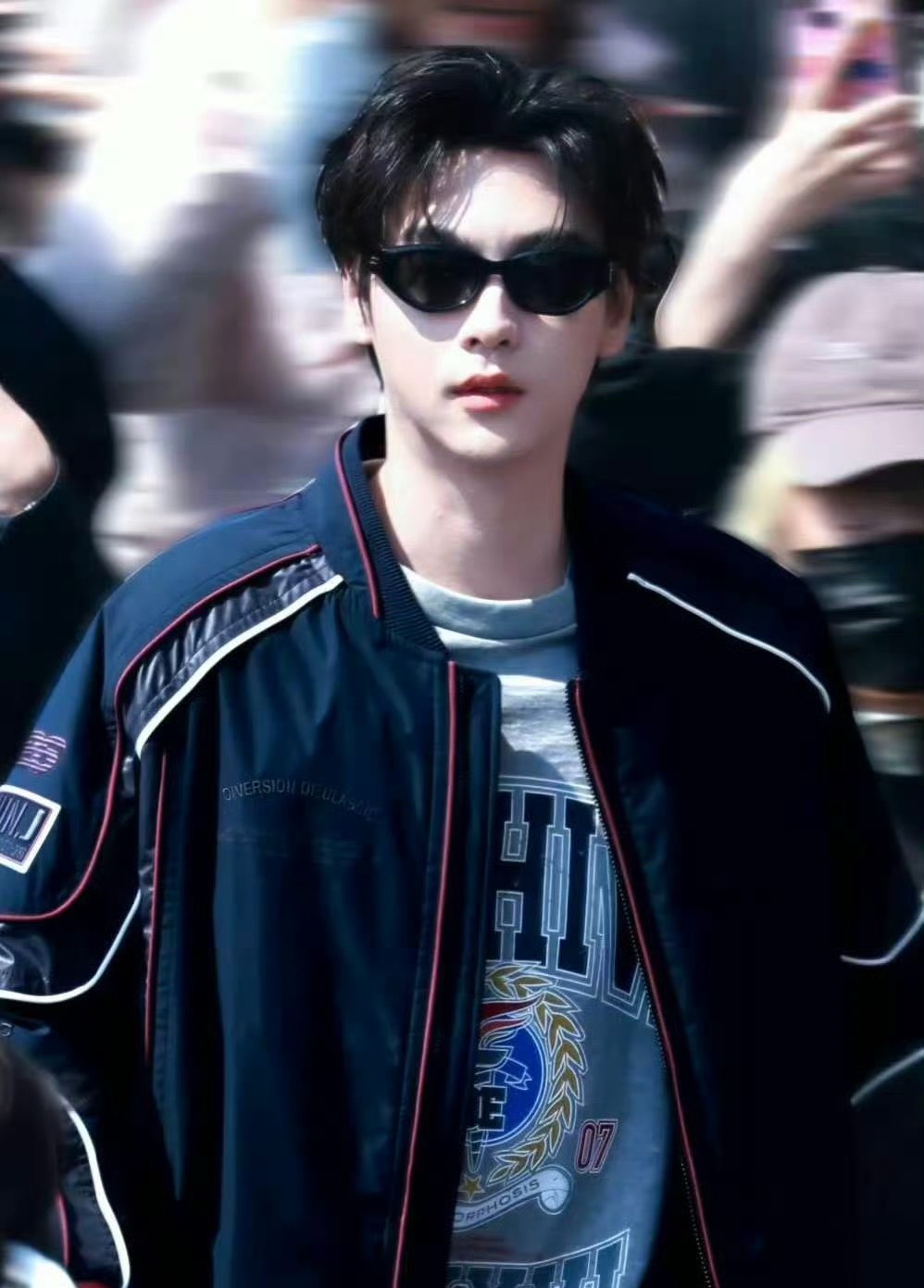 在我看来，田栩宁一直都很用心对待身边的人，也格外珍惜支持他的粉丝。光是从九成美发