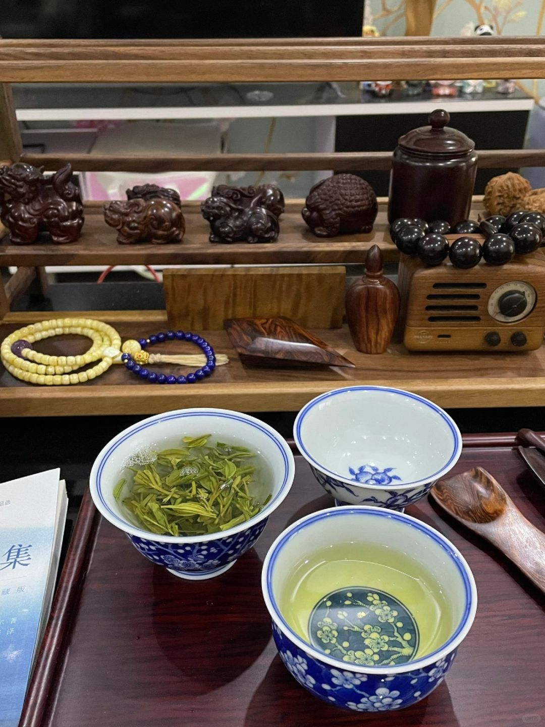 晚上来一杯绿茶，神清气爽