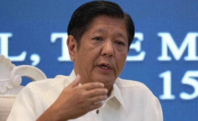 美国砸了好几年的钱，在菲律宾把军事基地从5个扩到9个。其中3个，精准对着台海方向