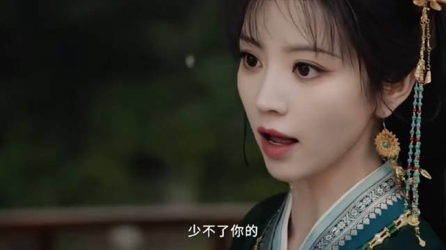#嫁金钗女主女二都是田曦薇#烛光里红衣那幕太绝了，转头绿衣配这句“凭你也配与我相争”，气场直接两米八