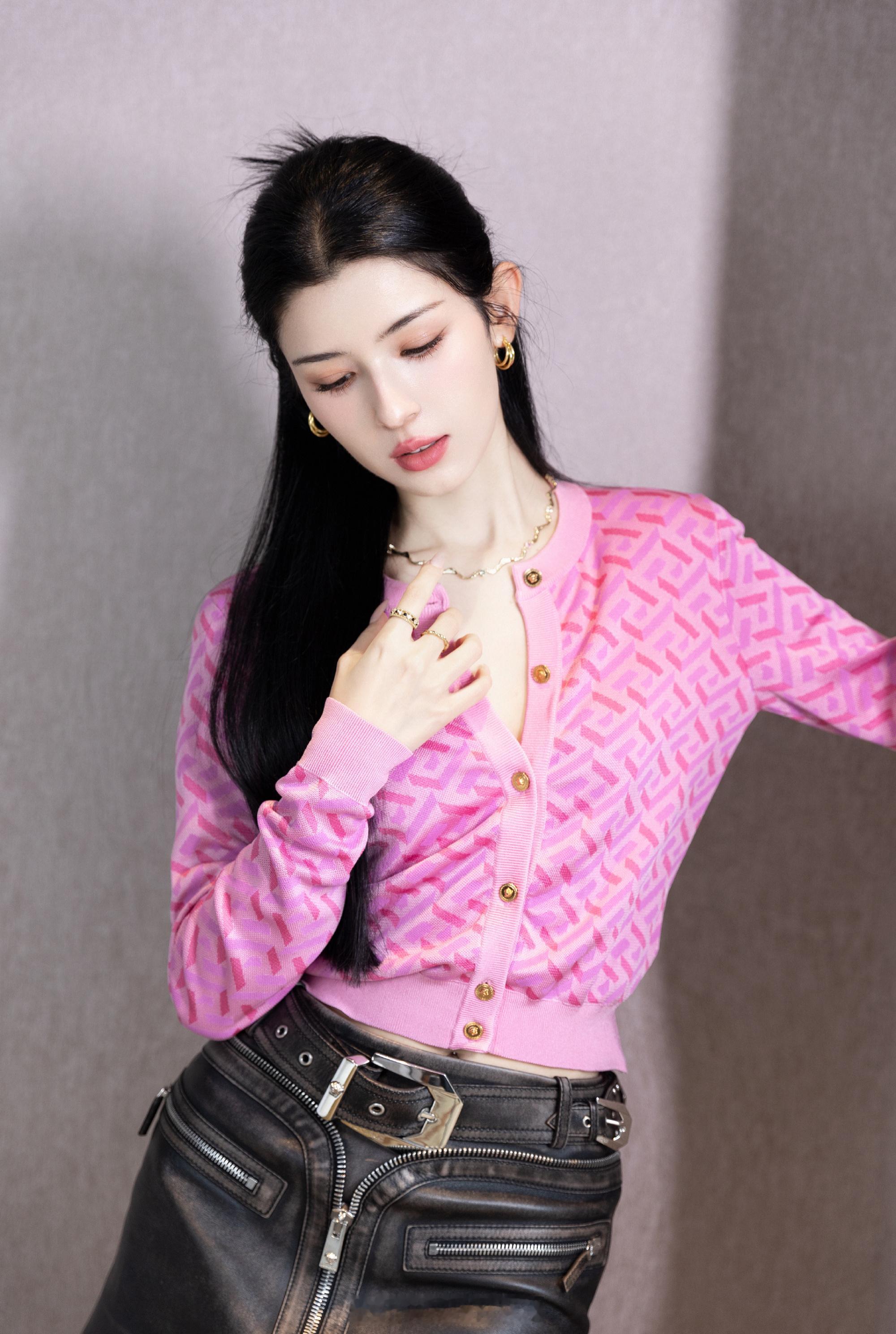 哈妮克孜粉色少女 