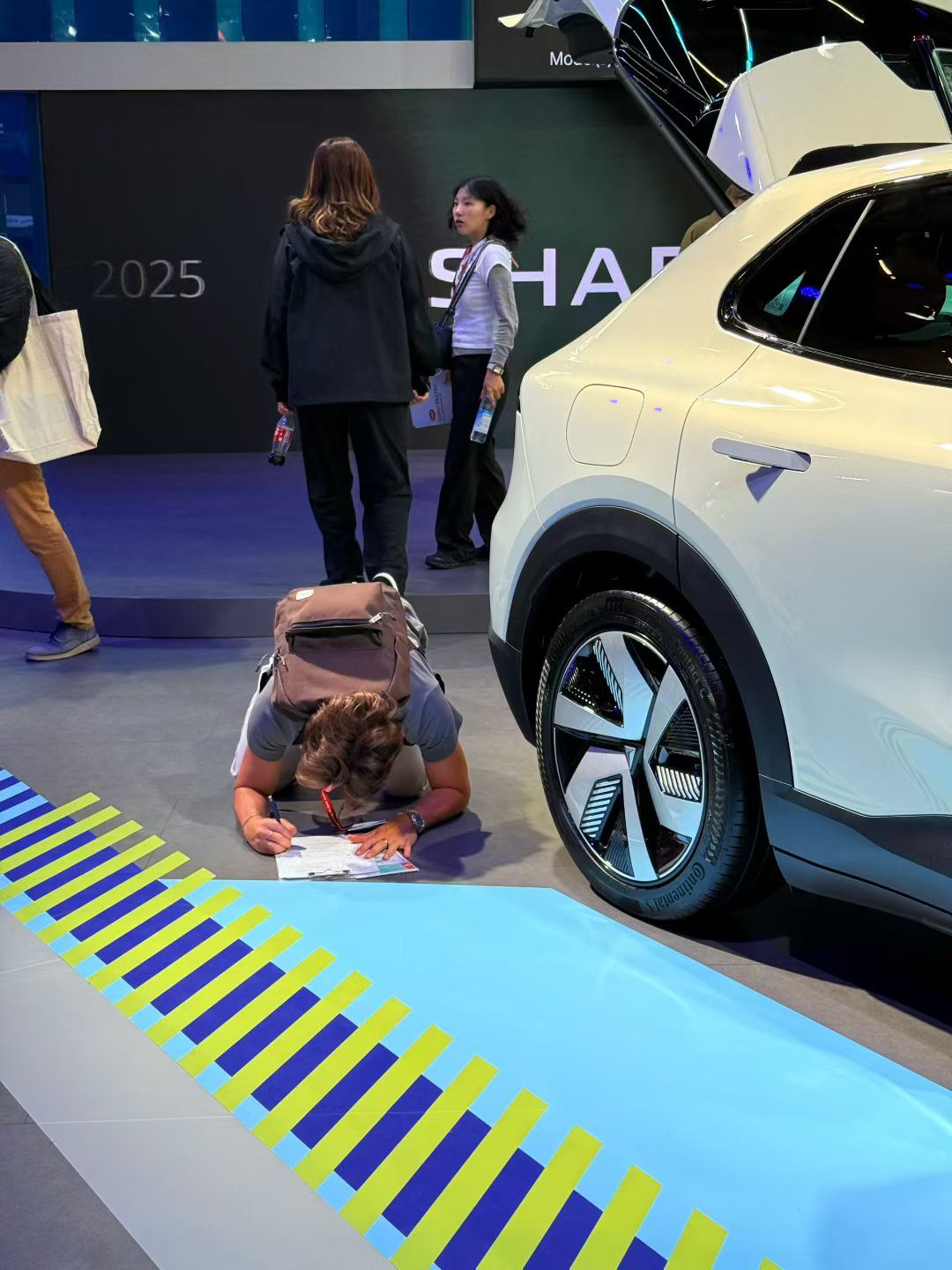 这是哪家公司的小朋友？老板得加工资[吃瓜]iaa2025汽场全开iaa2025慕