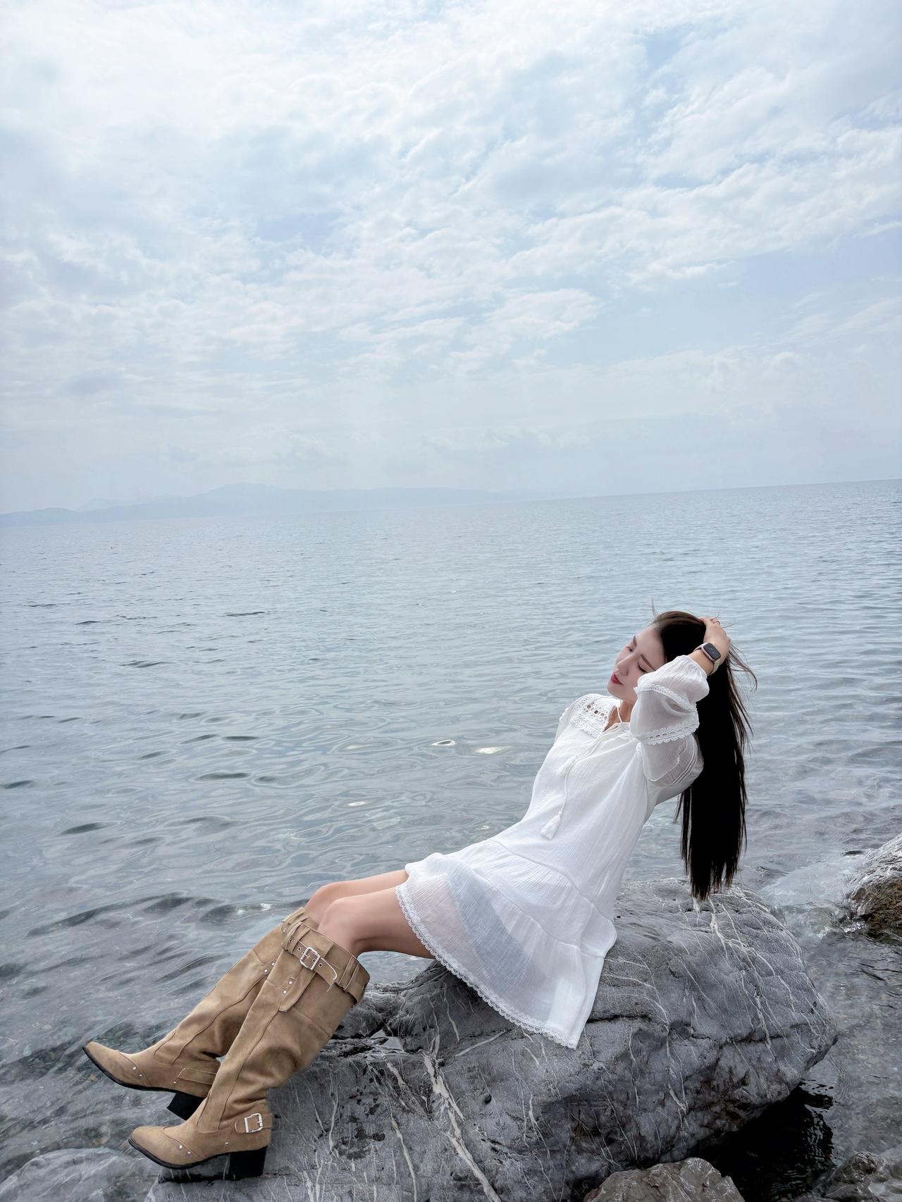 开心这种事  自己买单比较容易实现