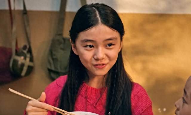 星二代再翻车！闫妮女儿接棒“白天鹅”少女，颜值演技双双崩盘？