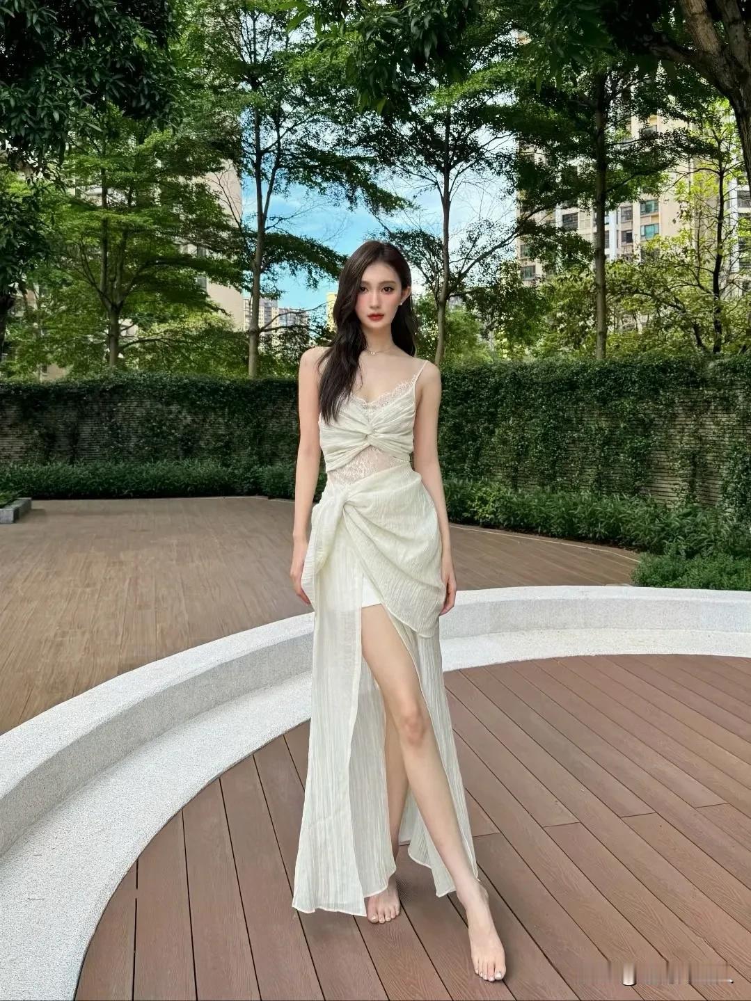 #夏日生活打卡季#优雅女神，气质如兰。