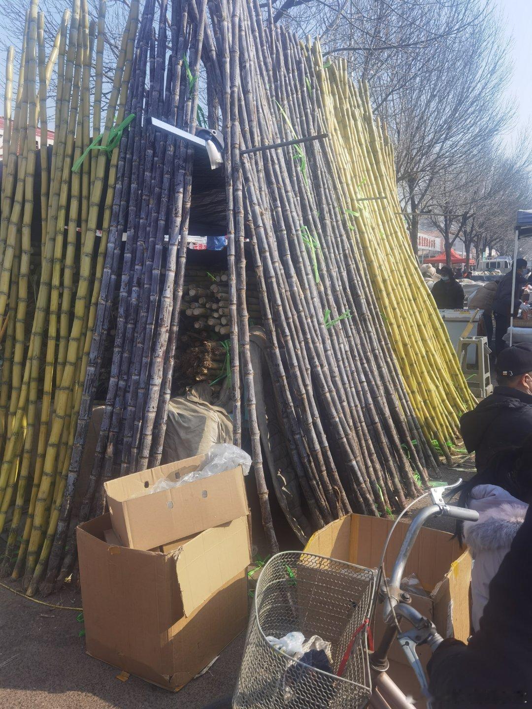 也是没谁啦，饭还没吃，先出来赶个大集