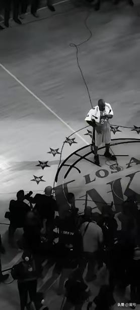 人生在世多磨难，总会遇到一些坎坎坷坷，人生中的大小困难，不要对自己过分苛刻，留一