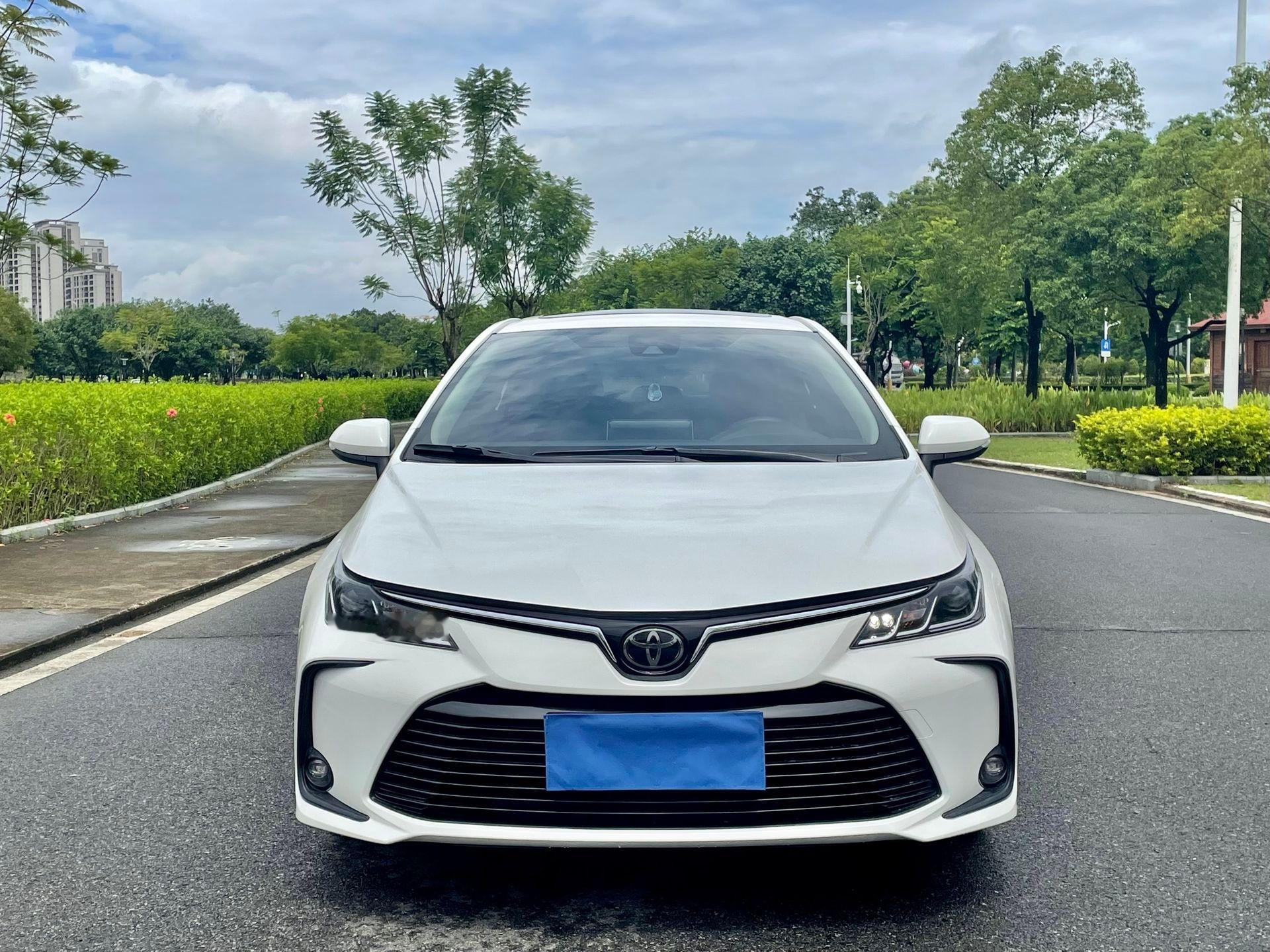 丰田 卡罗拉（Corolla）全球爆款紧凑型家用轿车，主打1.2T燃油与双擎混动
