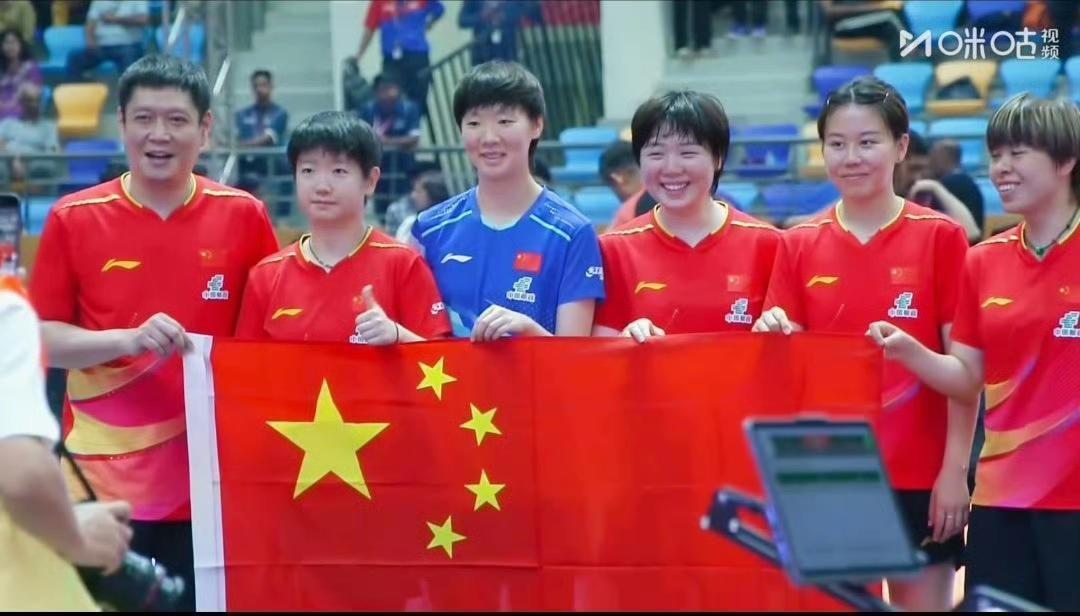 3-0完胜！国乒女团激战日本女团，重夺亚锦赛冠军。
北京时间10月15日晚，20