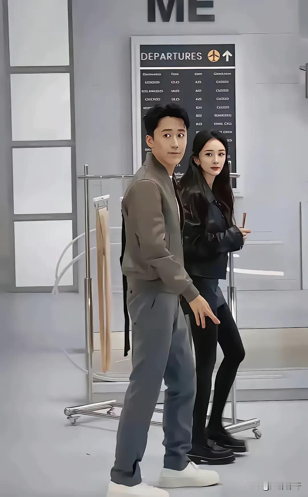 这女生是谁？是不是赵丽颖？