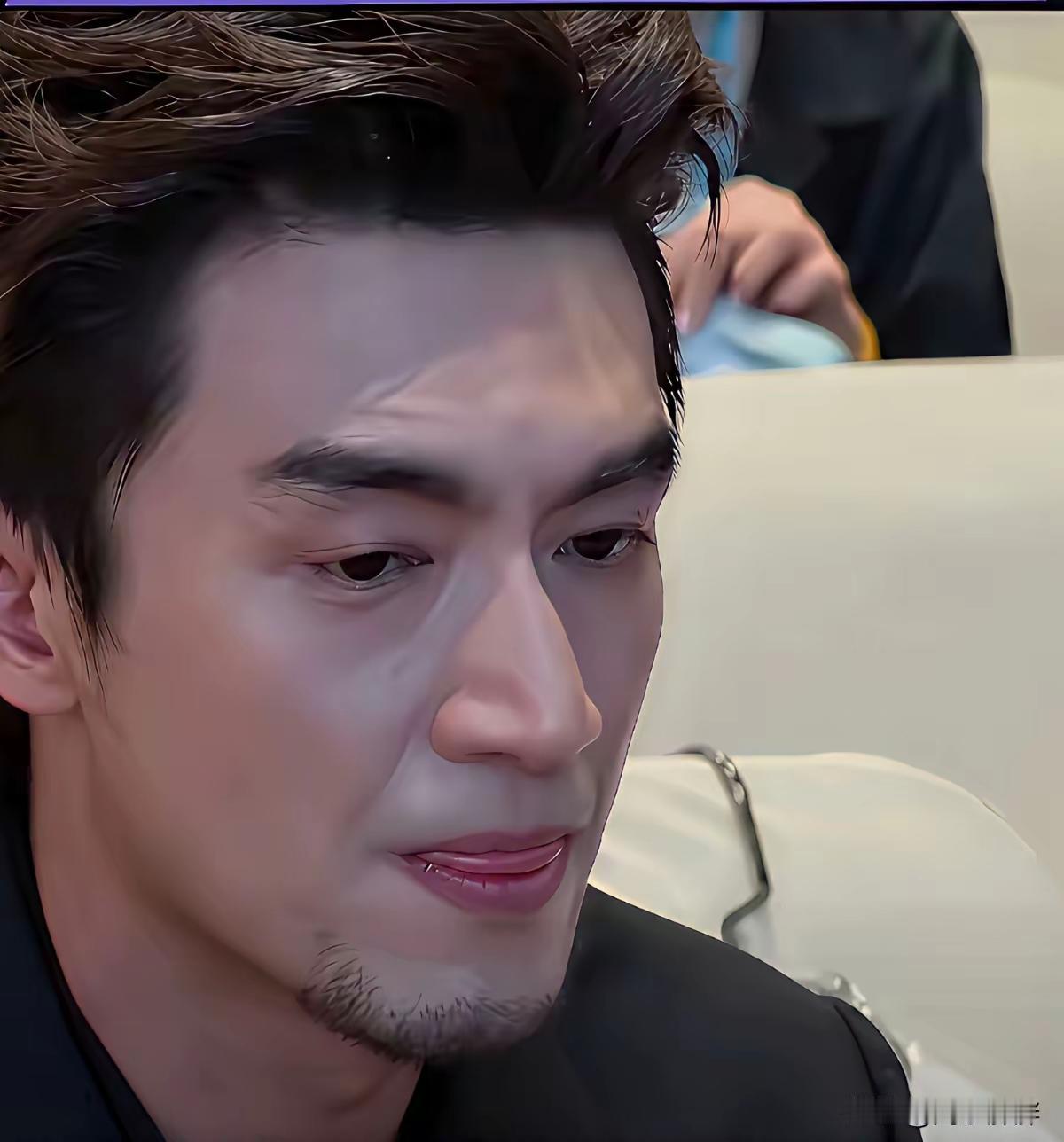 如果动画版的哪吒换真人演的话
林更新演申公豹的话
那简直就是盖了帽了[捂脸]