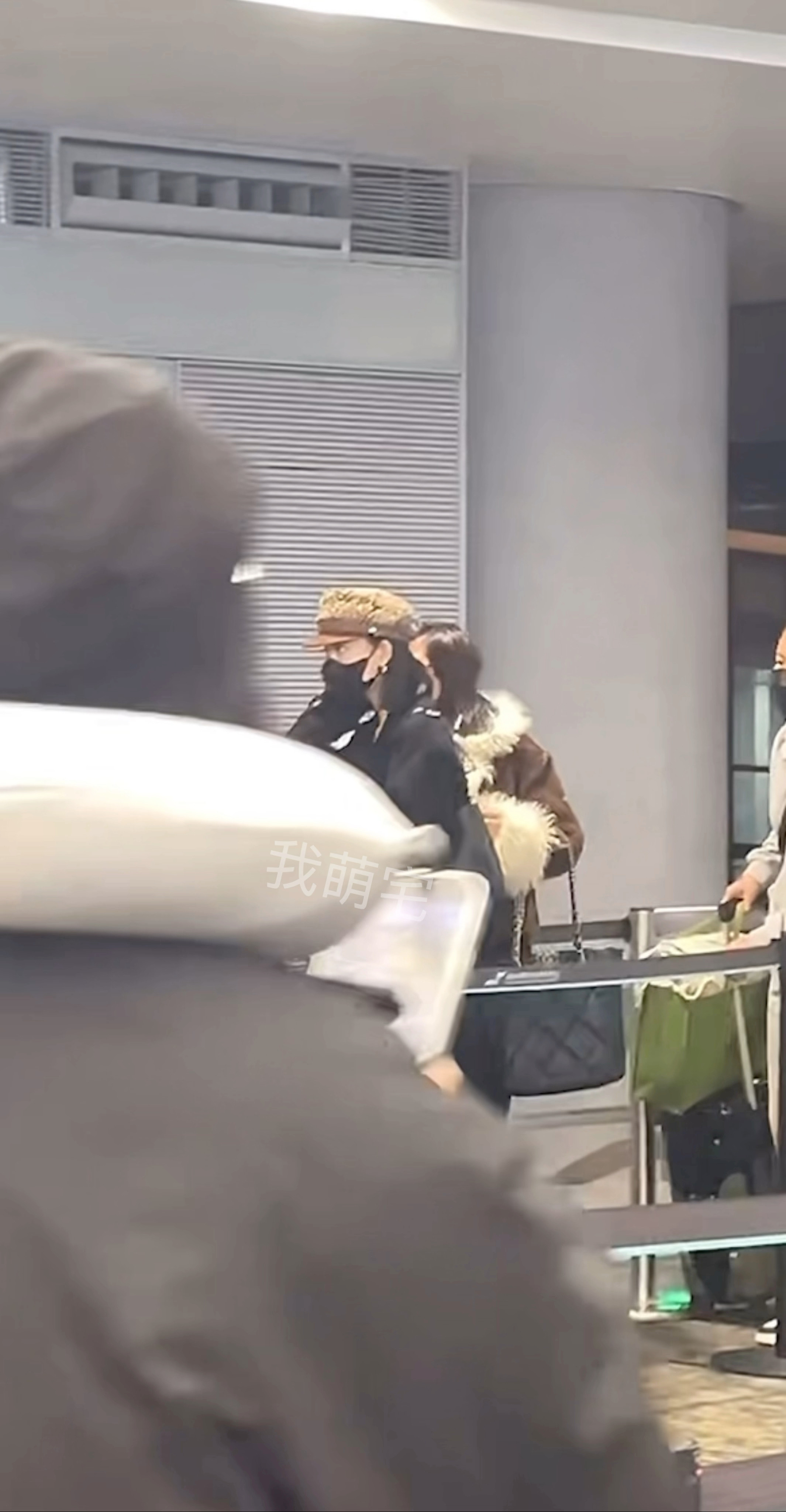 昀牵孟绕[超话]   捡到一帧！ 平安落地的妈咪[努力] 